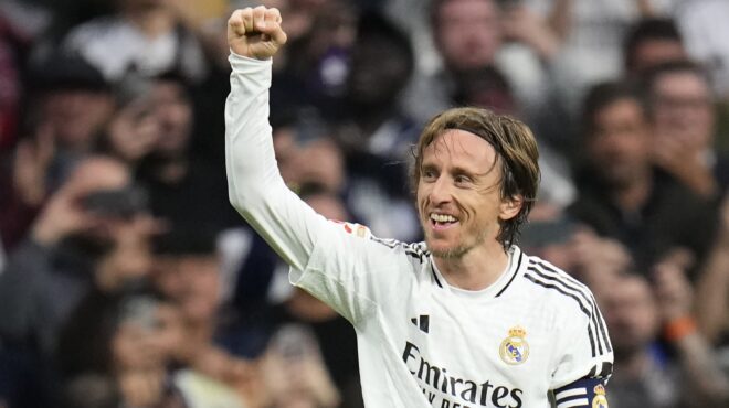 ο-λούκα-μόντριτς-θα-παίρνει-πάντα-δέκα-563628166