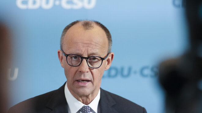 γερμανία-τσαλακωμένος-ο-μερτς-πριν-κα-563597467