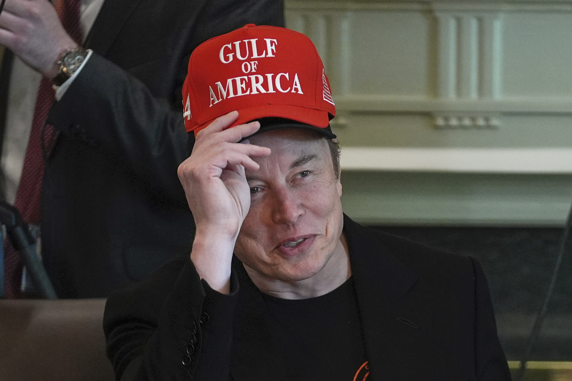 Μπιλ Γκέιτς εναντίον Ελον Μασκ: Τον κατηγορεί «ότι στέλνει στον θάνατο τα παιδιά των φτωχών»-1