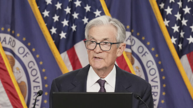 πάουελ-δεν-υπάρχει-βιασύνη-για-μείωση-563600095