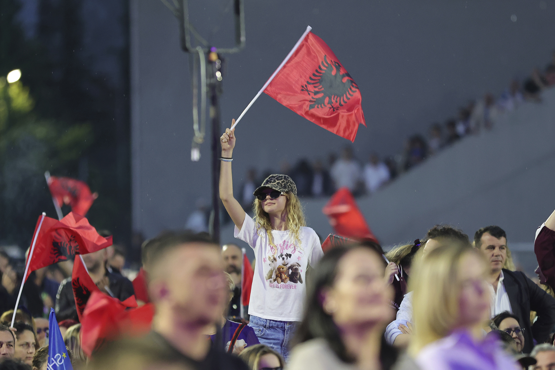 «Ψηφίσαμε ένταξη της Αλβανίας στην Ε.Ε.»-1