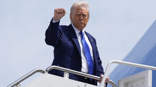 ο-τραμπ-στη-μέση-ανατολή-το-ντιλ-600-δισ-με-563610220