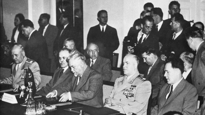 σαν-σήμερα-14-μαΐου-1955-δημιουργείται-το-563608189