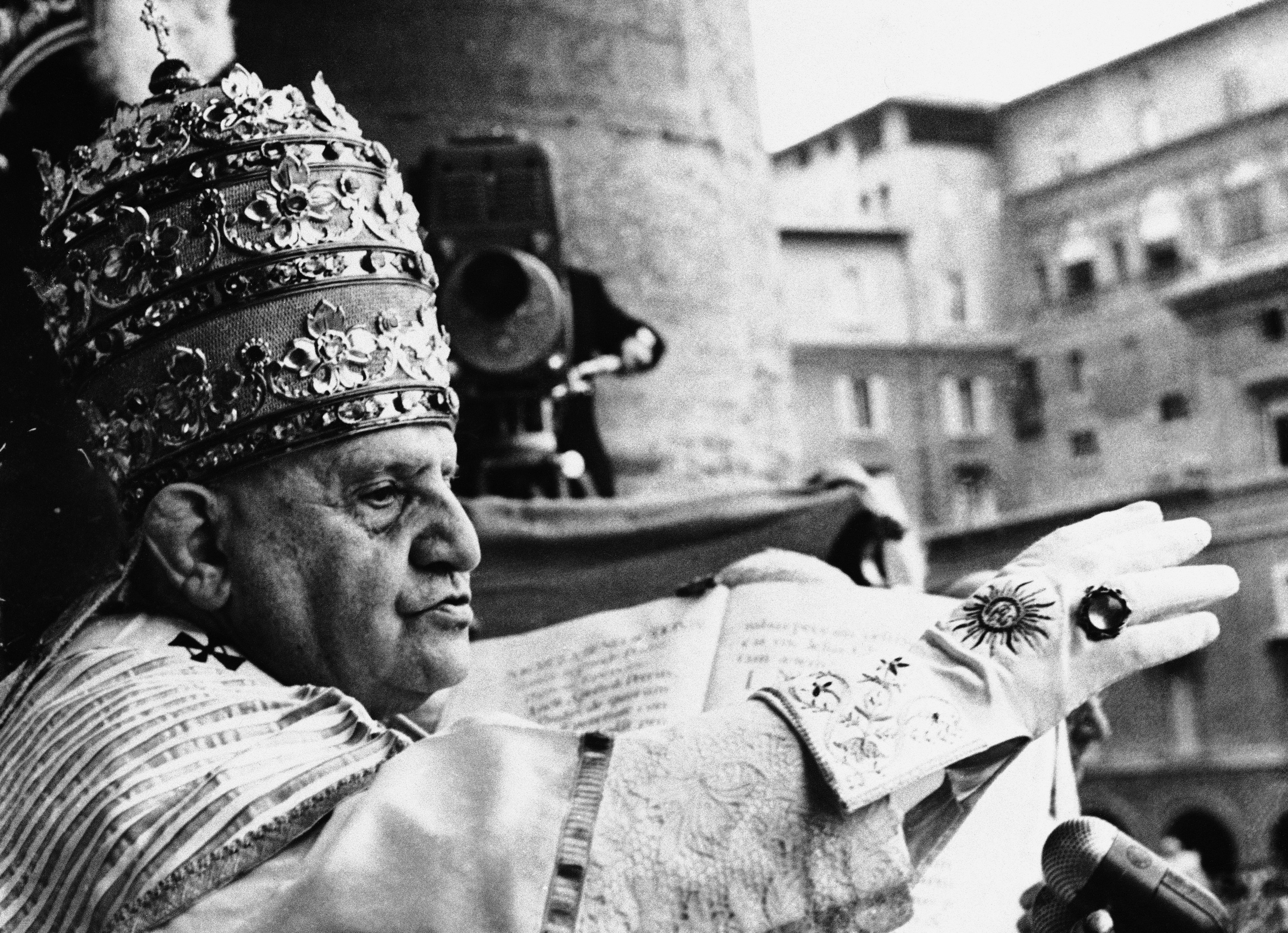 Γιατί οι Πάπες «ξαναβαφτίζονται»; Τα δημοφιλέστερα παπικά ονόματα και τα «απαγορευτικά»-3