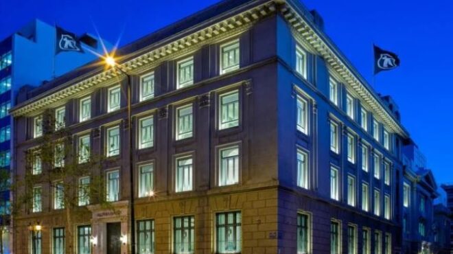 alpha-bank-η-reggeborgh-πούλησε-το-ποσοστό-της-στη-unicredit-563636023
