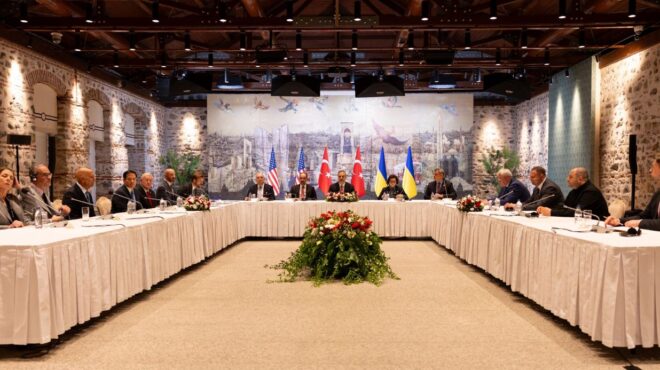 ρωσία-ουκρανία-συνομιλίες-σε-θολό-τ-563615467