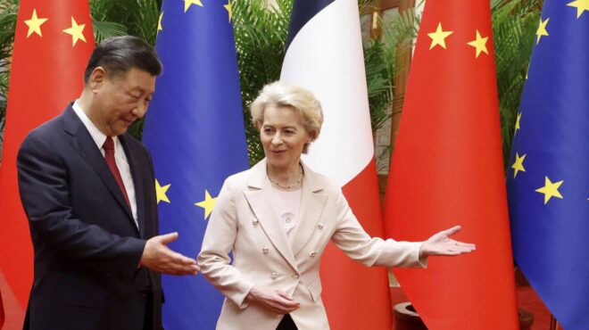 ο-τραμπ-ωθεί-την-ε-ε-πιο-κοντά-στην-κίνα-563619142