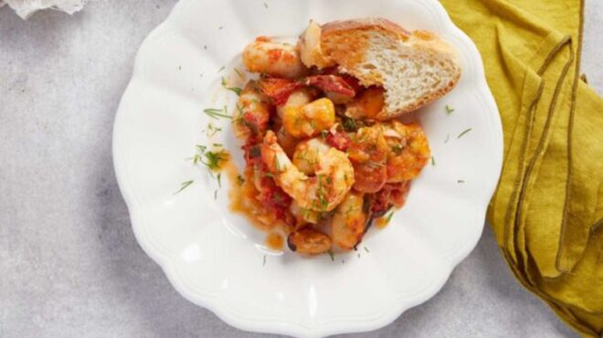 γίγαντες-με-γαρίδες-και-ούζο-563594368