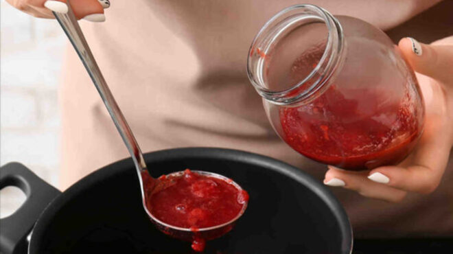 πανεύκολη-μαρμελάδα-φράουλα-του-10λεπτ-563594764