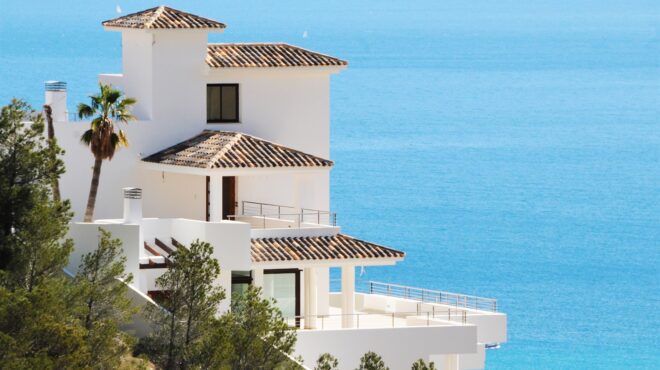 η-ομογένεια-επιστρέφει-στην-ελληνική-563632141