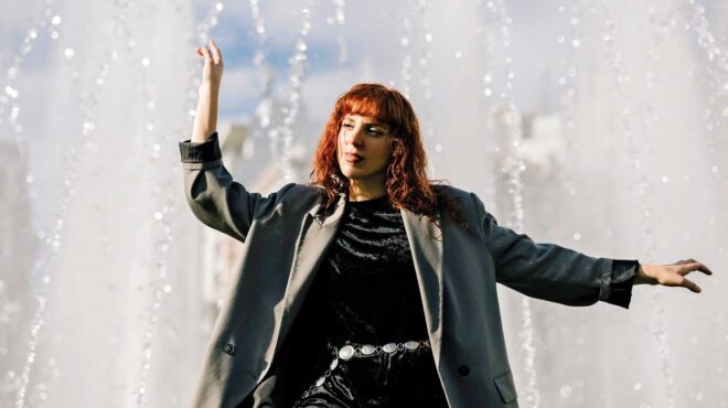 καλλιόπη-μητροπούλου-το-κορίτσι-της-α-563595403