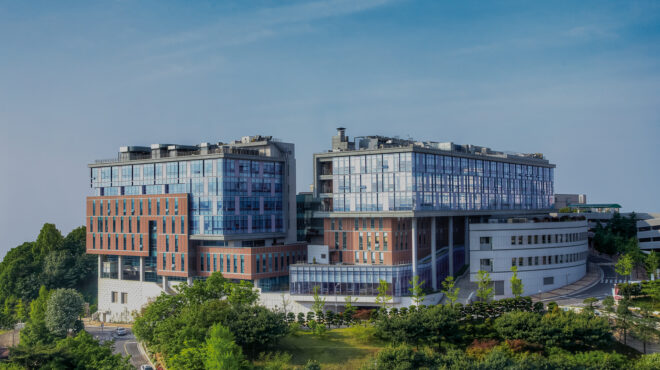 ν-κορέα-πάνω-από-8-300-φοιτητές-ιατρικής-υπ-563603344