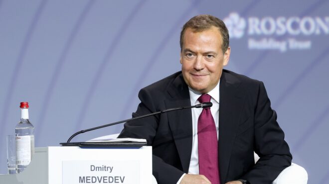 ο-μεντβέντεφ-απαντά-στον-τραμπ-γνωρί-563635087