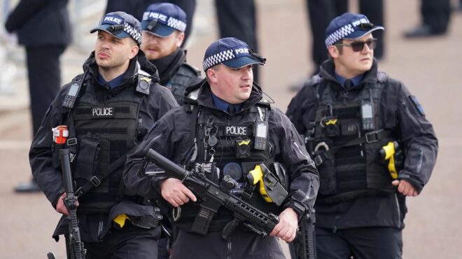 βρετανία-σύλληψη-ιρανών-διότι-απεργά-563594362