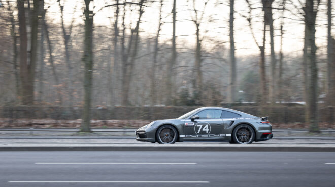 οδηγούμε-την-επετειακή-porsche-911992-turbο-την-κυρι-563640358