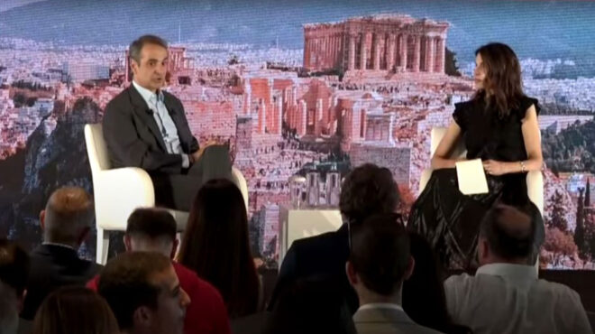 κυρ-μητσοτάκης-συζήτηση-του-πρωθυπου-563601940