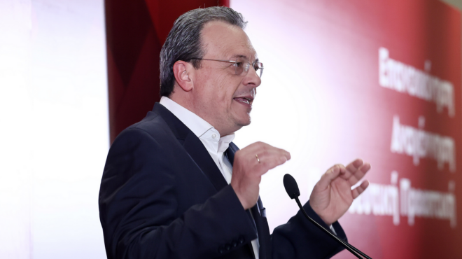 φάμελλος-η-ομάδα-αλήθειας-αποτελεί-πα-563594140