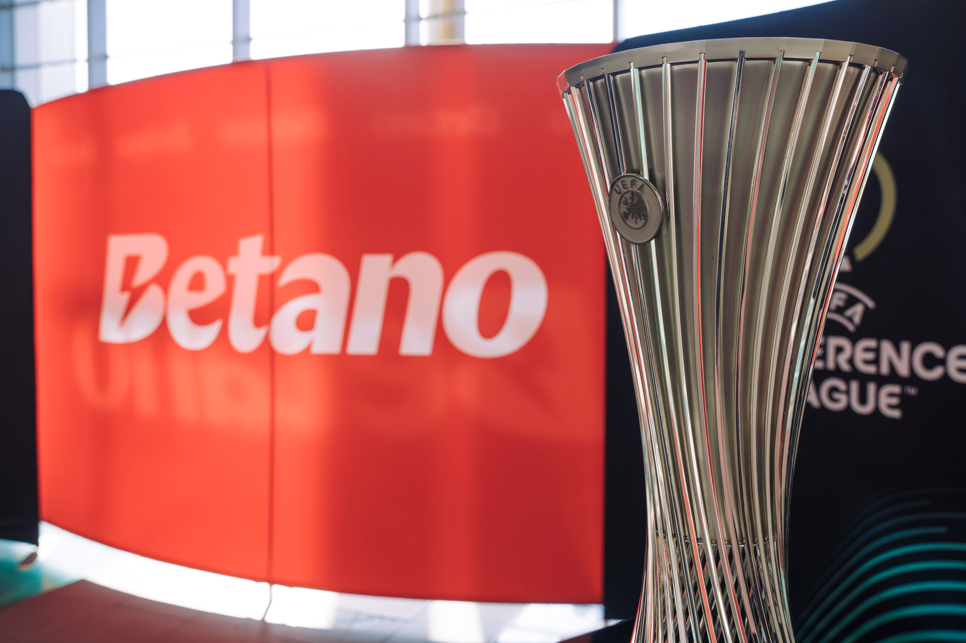 Από το γήπεδο στους φιλάθλους: Μια σεζόν γεμάτη συγκινήσεις, τρόπαια και αξέχαστες στιγμές-1