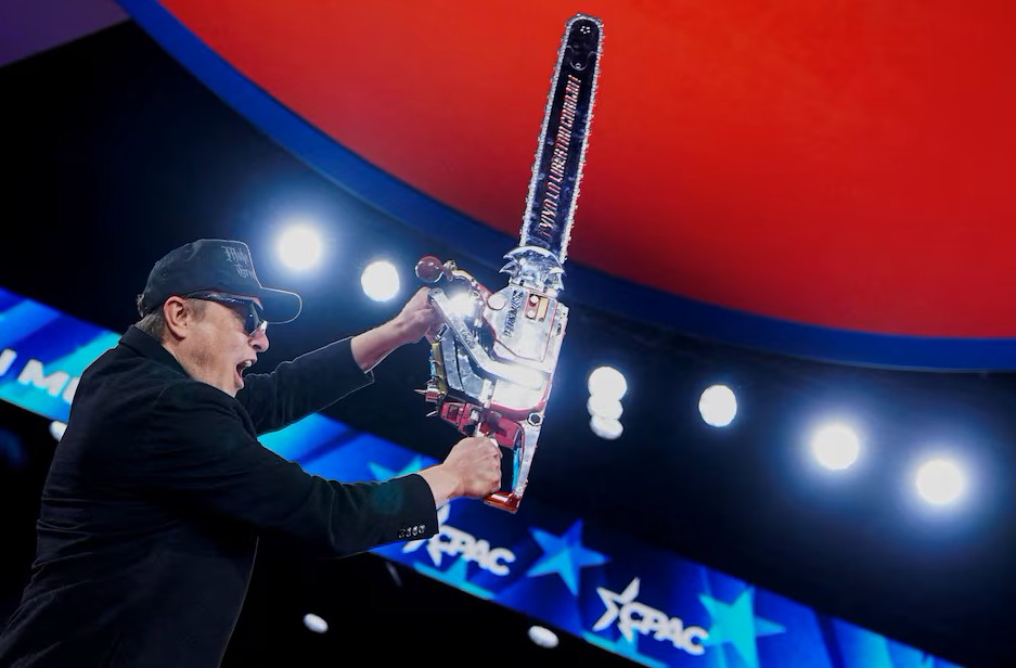 Μασκ: Οι «άγριες εκρήξεις» και τα παραισθησιογόνα μανιτάρια-2