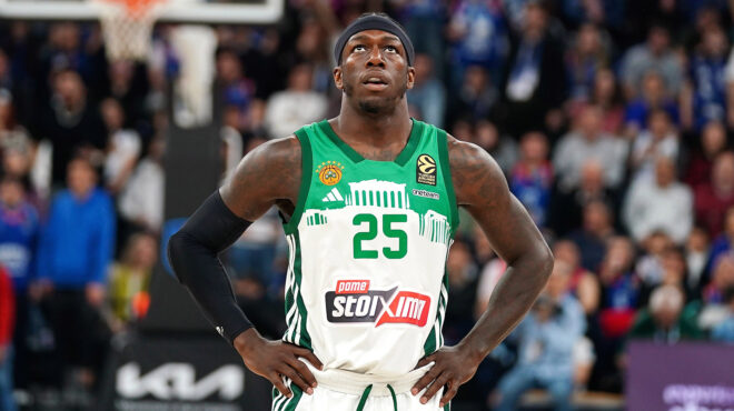 παναθηναϊκός-το-ποτήρι-της-σαμπάνια-563593831