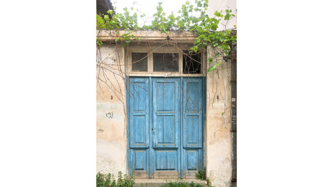πόρτες-και-αυλόθυρες-στη-νέα-ιωνία-563606479