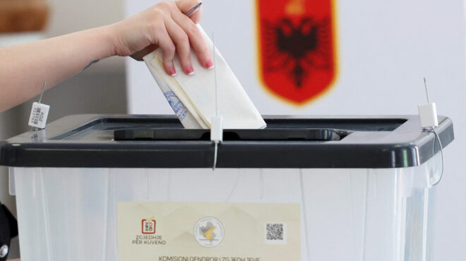 εντός-και-εκτός-ε-ε-εκλογές-με-έλλειμ-563611075