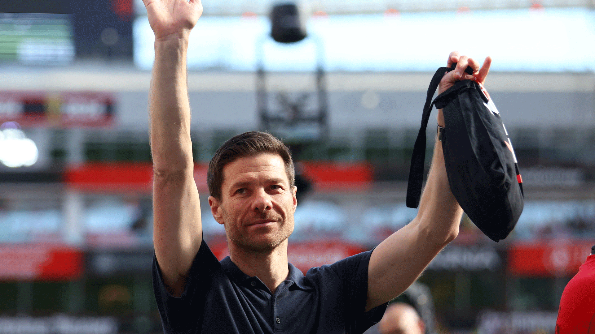 κοντά-στη-ρεάλ-ο-τσάμπι-αλόνσο-ανακοιν-563607862