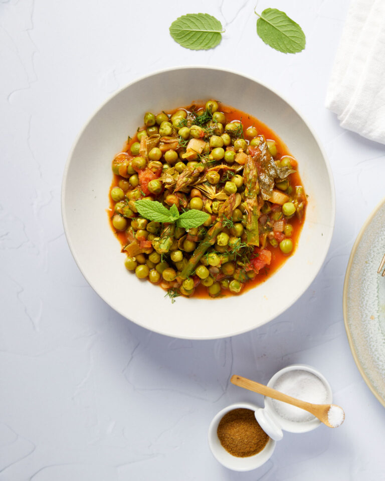 αρακάς-με-αμπελόφυλλα-και-σπαράγγια-563619640