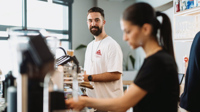 πώς-και-γιατί-το-περιστέρι-έγινε-η-μέκ-563591542