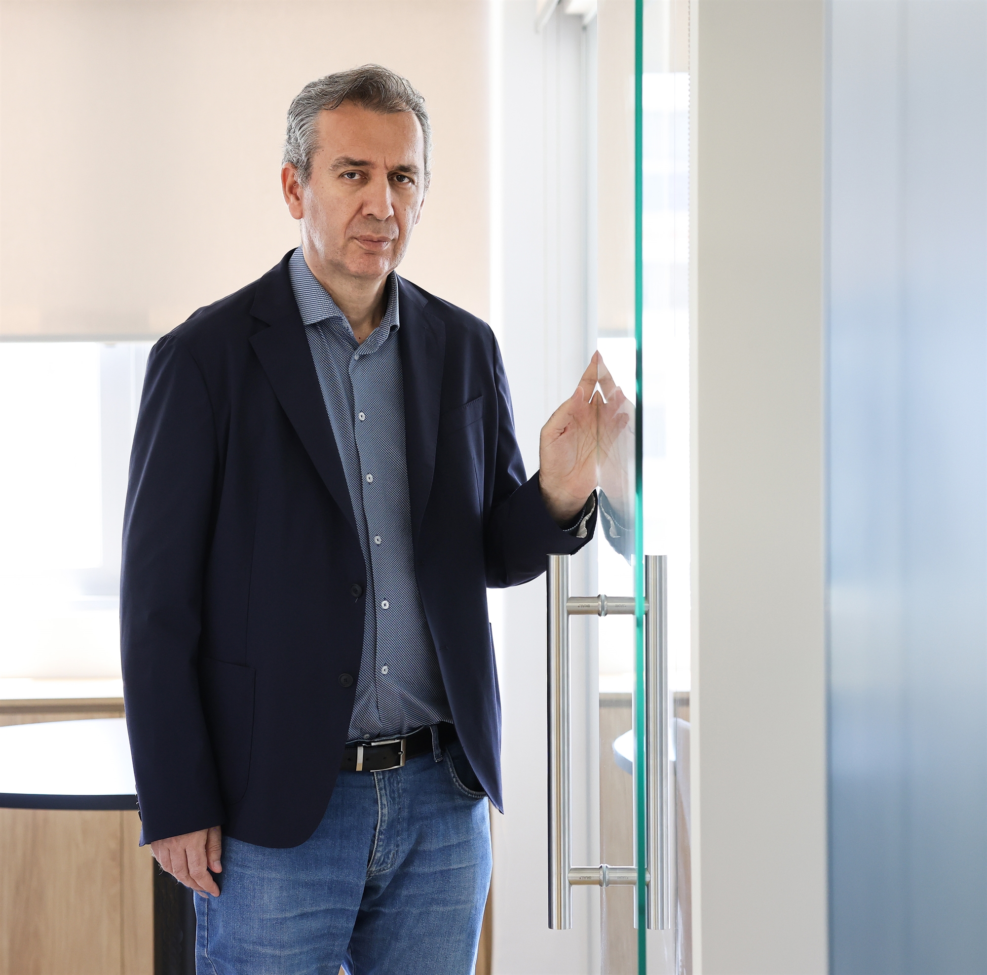 Δεν πάει πια στην τάξη. Δεν μπορεί να ξεκολλήσει από την οθόνη-2