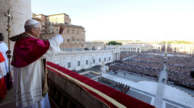 ο-πρώτος-αμερικανός-πάπας-στην-ιστορί-563603074