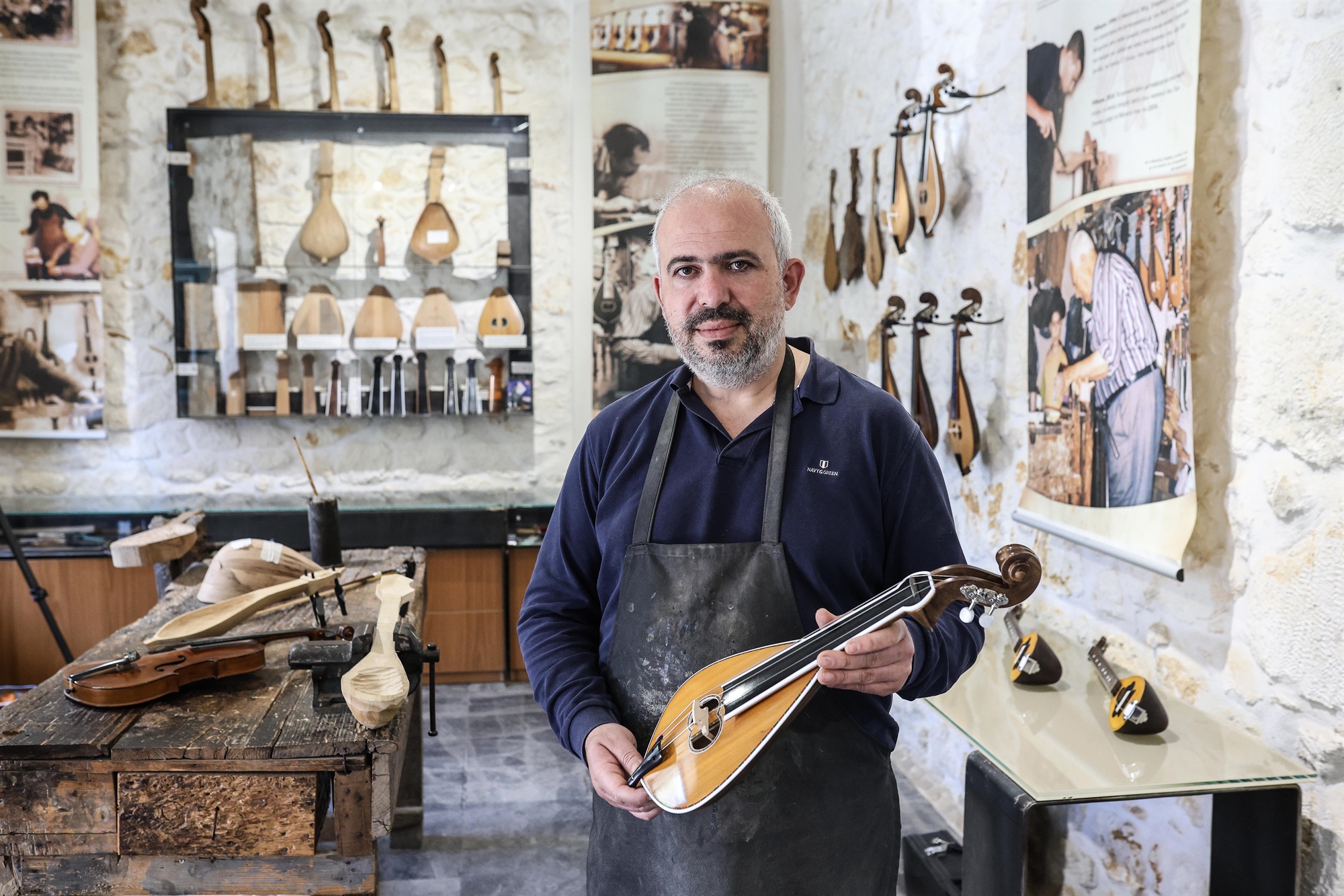 Ρέθυμνο: Δεν είμαστε γκαρσόνια, αλλά οικοδεσπότες-2