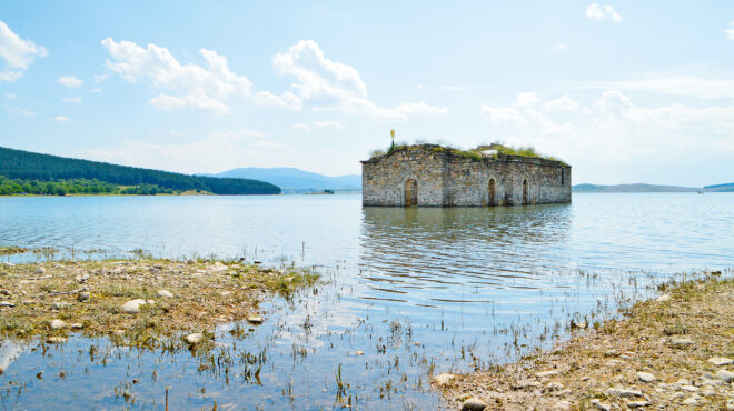 η-ζωή-που-δεν-ζούμε-563628970