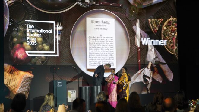 η-μπανού-μουστάκ-το-booker-και-η-καρνάτακα-563627470