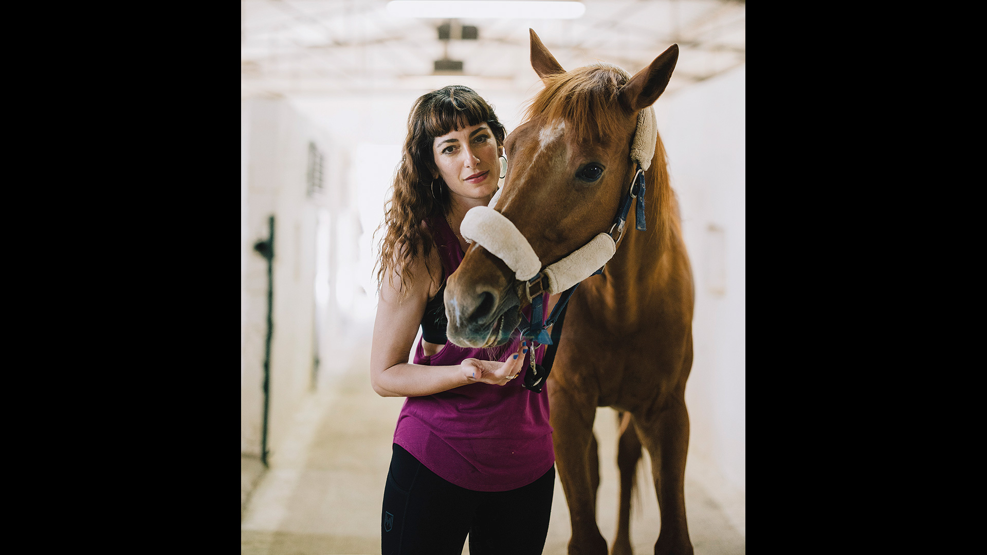 τι-γυρεύει-μια-εικαστικός-σ-ένα-κατα-563638993