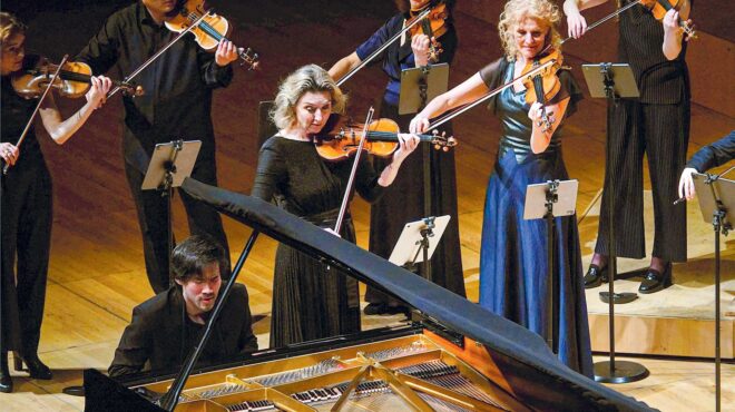 λυρικές-ερμηνείες-από-τον-μπρους-λιου-563618854