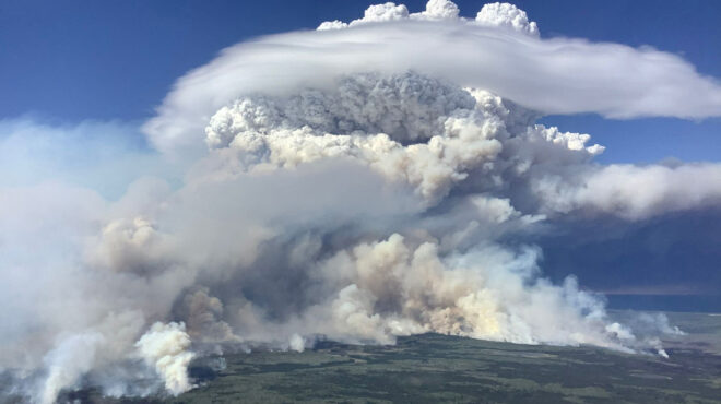 φωτιές-στον-καναδά-σε-κατάσταση-έκτακ-563640073