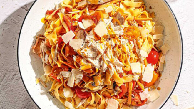 χυλοπίτες-με-κόκορα-αλλά-σε-μορφή-σαλά-563623642