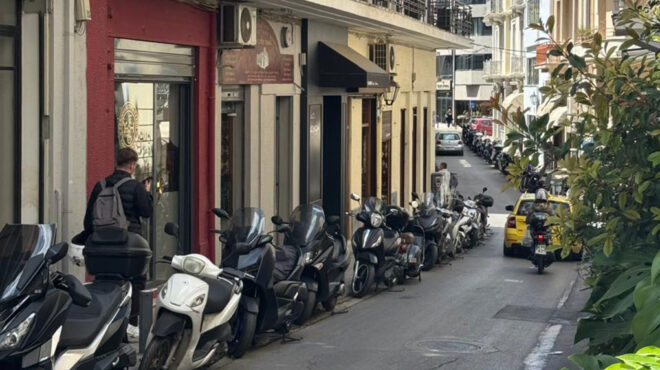 γλάστρες-για-ελεύθερα-πεζοδρόμια-563593678