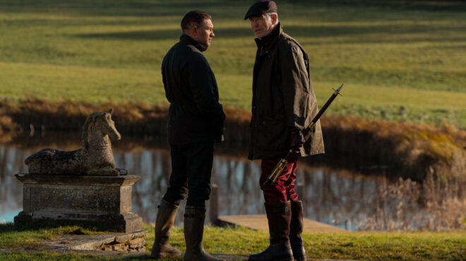 mobland-κάτω-από-το-χαλί-της-βρετανικής-κοιν-563594107