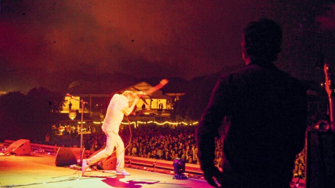 πεζοδρόμια-563616382