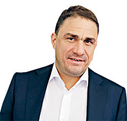 Το κυνήγι της ουράς-1