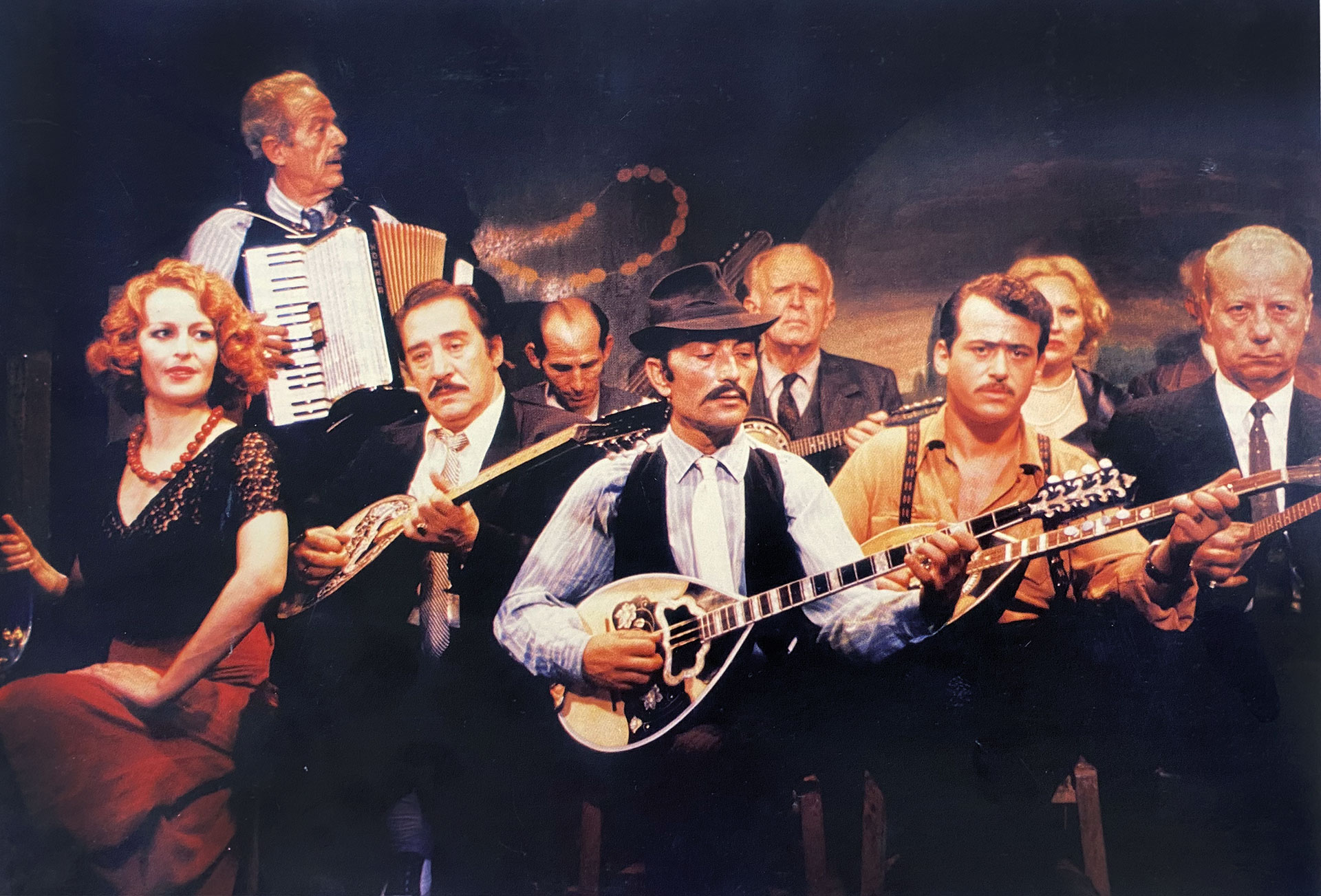 Οι ρεμπέτες, ο «άγιος χωροφύλαξ» προστάτης τους, ο Τσιτσάνης και ο Ηλίας Πετρόπουλος-1