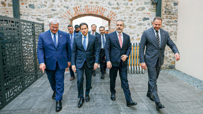 ο-πούτιν-διαπραγματεύεται-στο-μέτω-563618710