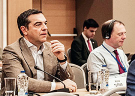 Προσεχώς γραβάτες-1