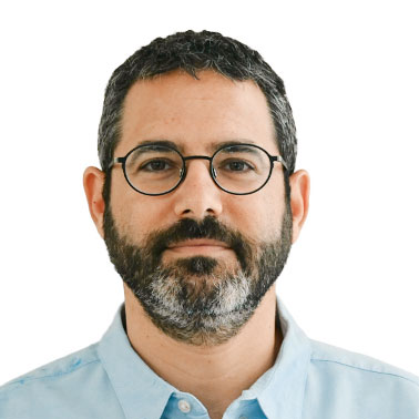 Οπλοποιεί και τη βοήθεια-1