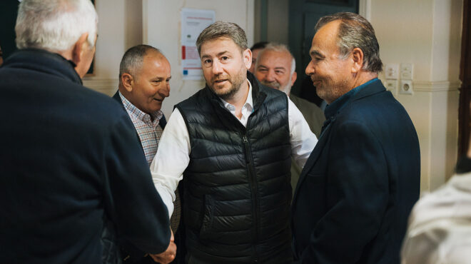 μετρώντας-τους-ίσκιους-των-πρώην-563643841