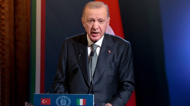 με-νέο-ρόλο-η-τουρκία-στην-εποχή-τραμπ-563611453