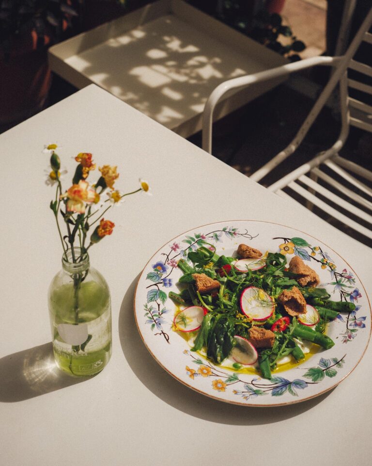 φασολάκια-και-αρακάς-ψητά-με-πρασινάδ-563598967