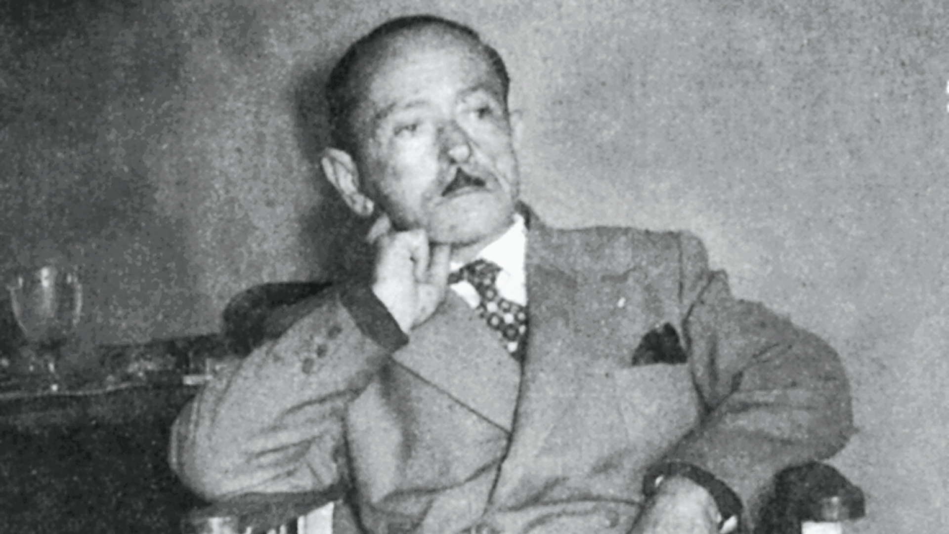 ο-αιρετικός-νεωτεριστής-γιάννης-σκαρ-563631442